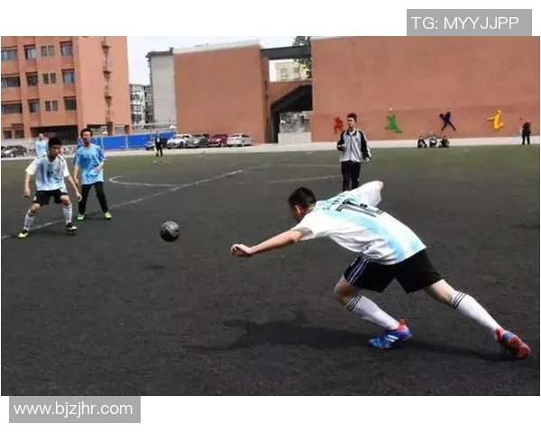 市二中足球比赛精彩视频直播全程回顾与精彩瞬间分享