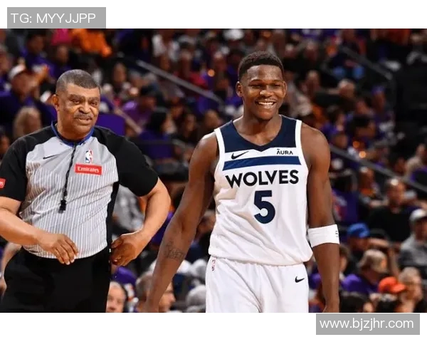 火箭队与雄鹿队今日激战正酣谁将赢得这场精彩对决